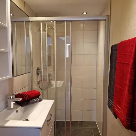Schlatter Apartment *